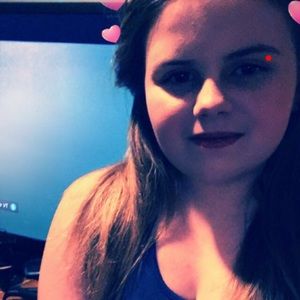 Meet your Posher, Alyssa